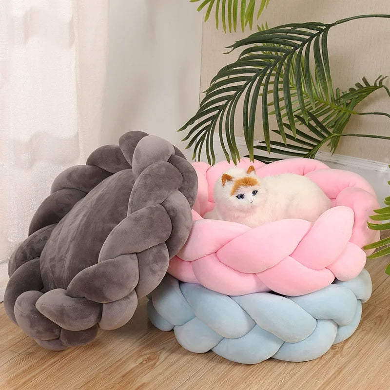 Round Plush Knit Pet Bed